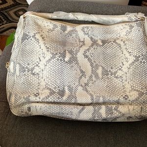 Boutique item not outlet Kate spade Ella lux new with tags